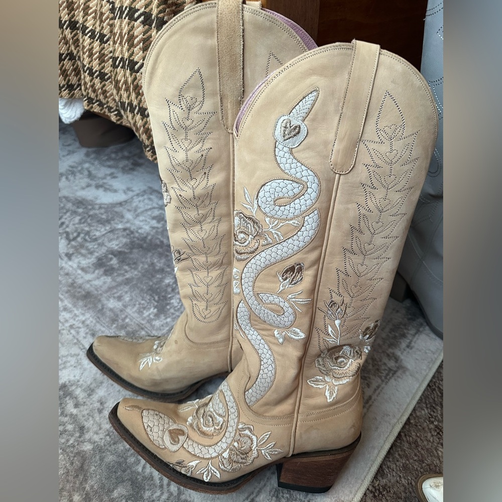 Embroidered Snake and Rose Cowboy Boots